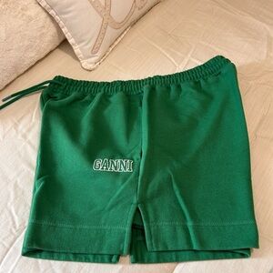 Ganni Vibrant ( Kelly Green ) Shorts NWT